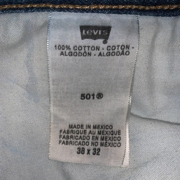 Levi’s 501 Jeans 38x32 - Picture 4 of 4